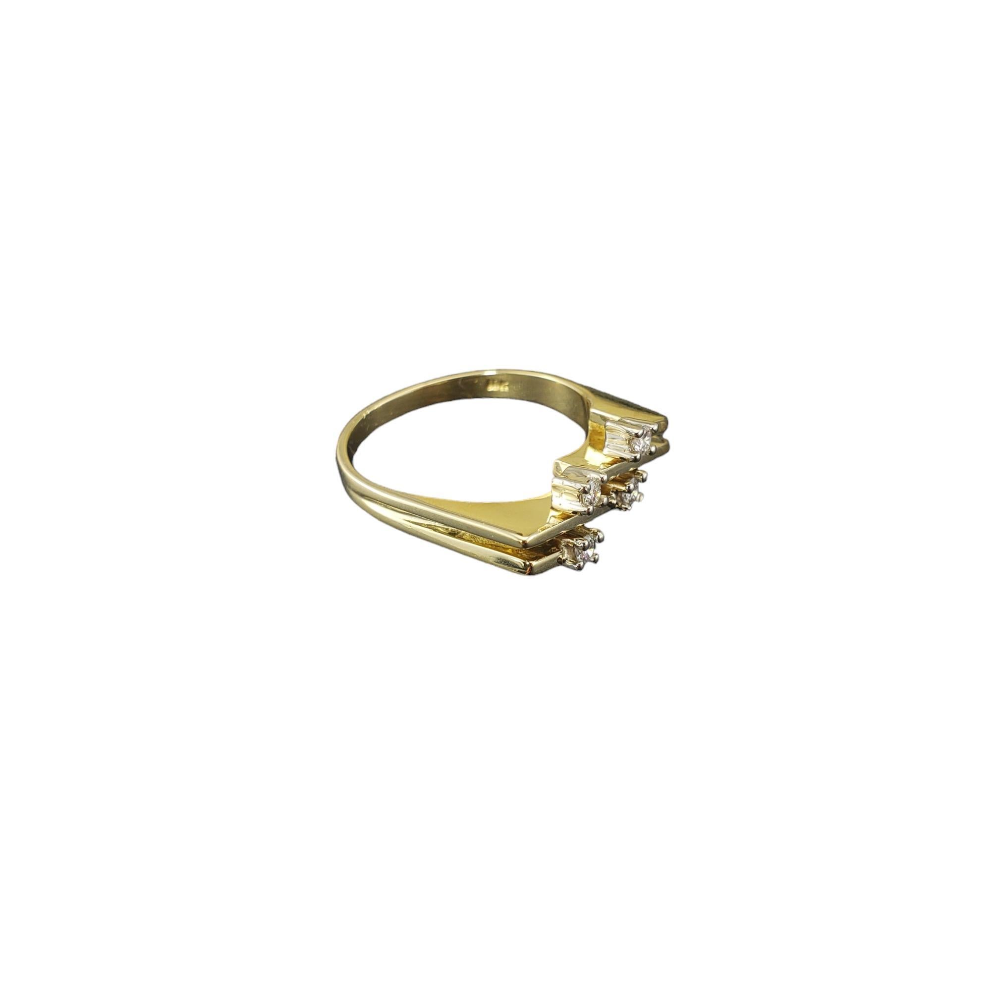 Bague en or jaune 18 carats et diamants taille 7 n°18111 Bon état - En vente à Washington Depot, CT