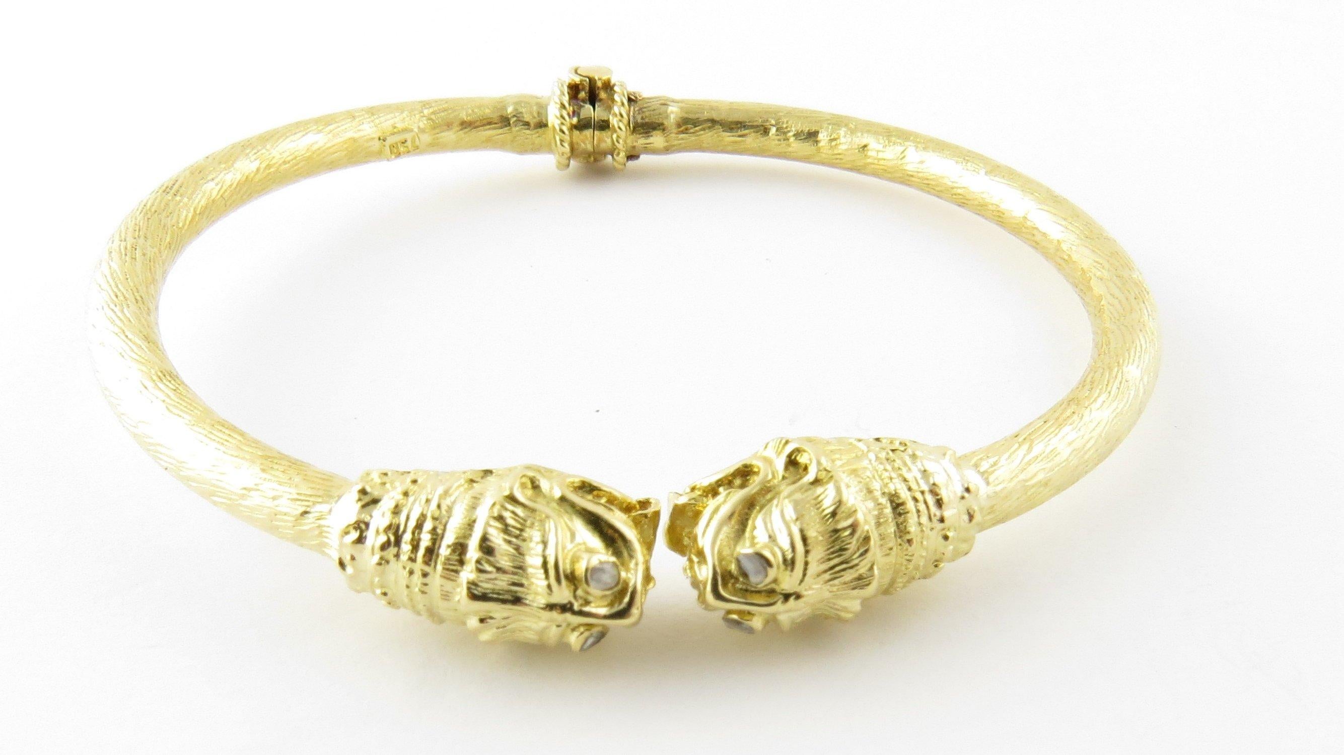 Round Cut 18 Karat Yellow Gold and Diamond Serpent Head Bangle Bracelet For Sale