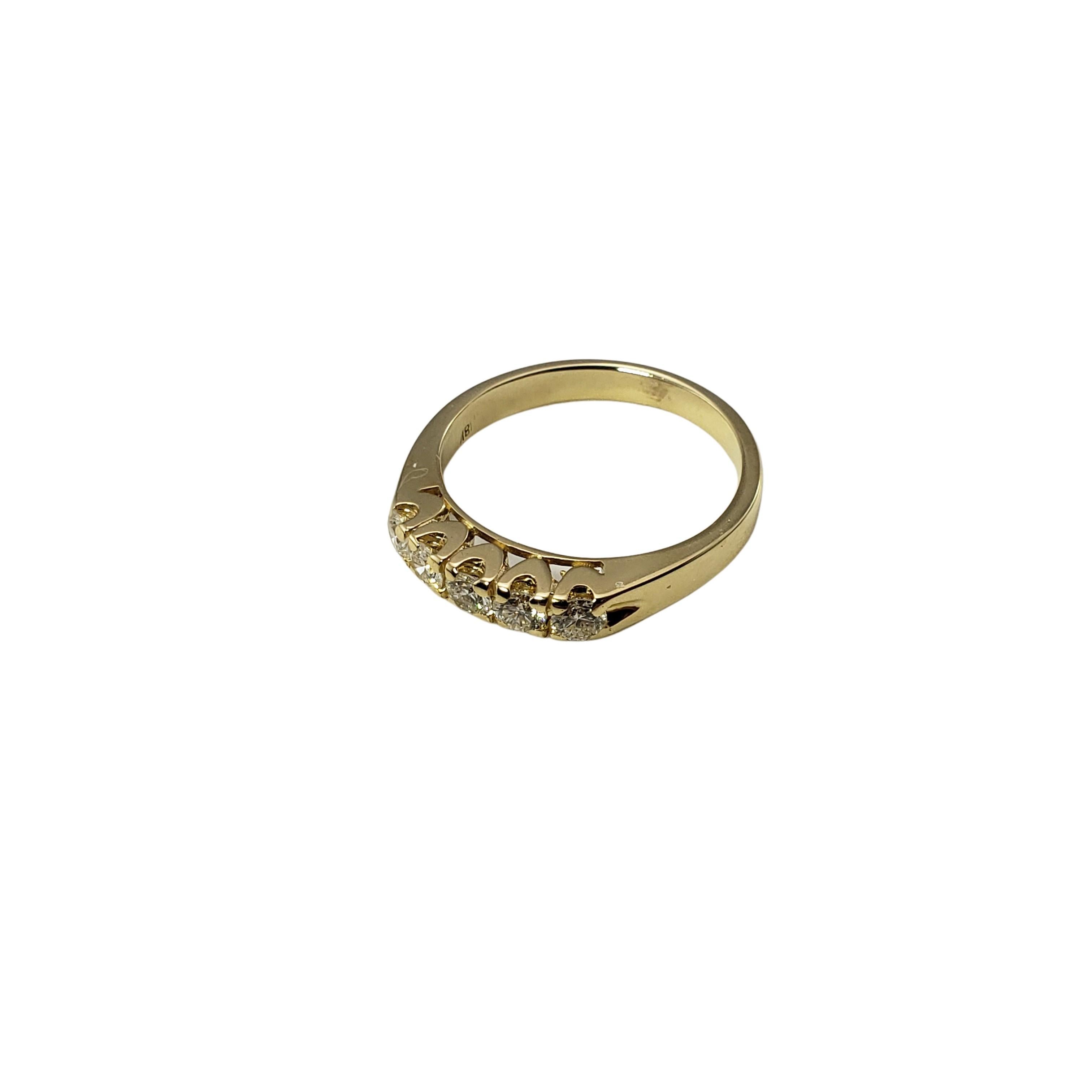 Women's 18 Karat Yellow Gold and Diamond Wedding/Anniversary Band Ring Size 7 For Sale