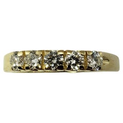 Vintage 18 Karat Yellow Gold and Diamond Wedding/Anniversary Band Ring Size 7