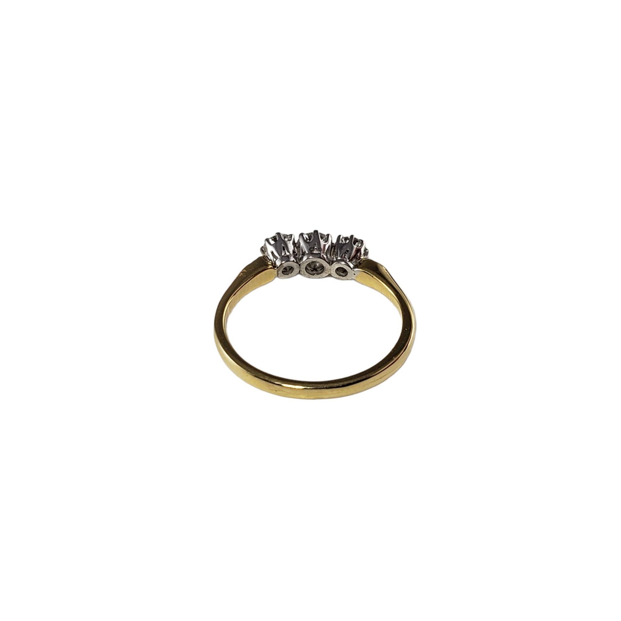 Round Cut 18 Karat Yellow Gold and Diamond Wedding Anniversary Ring For Sale