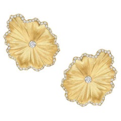 18 Karat Yellow Gold and Diamonds Earrings