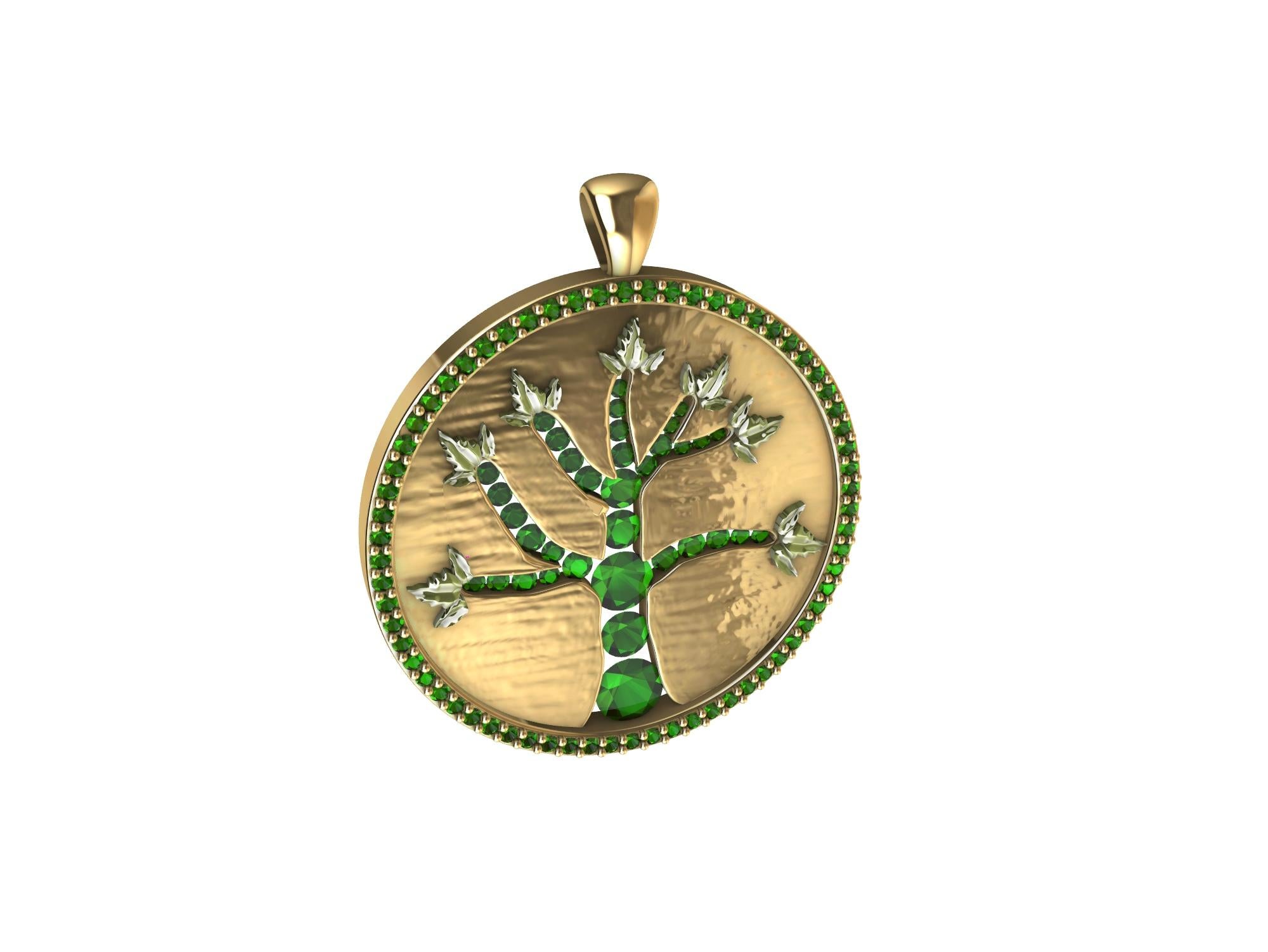 18 Karat Yellow Gold and Emeralds Tree of Life Pendant In New Condition For Sale In New York, NY