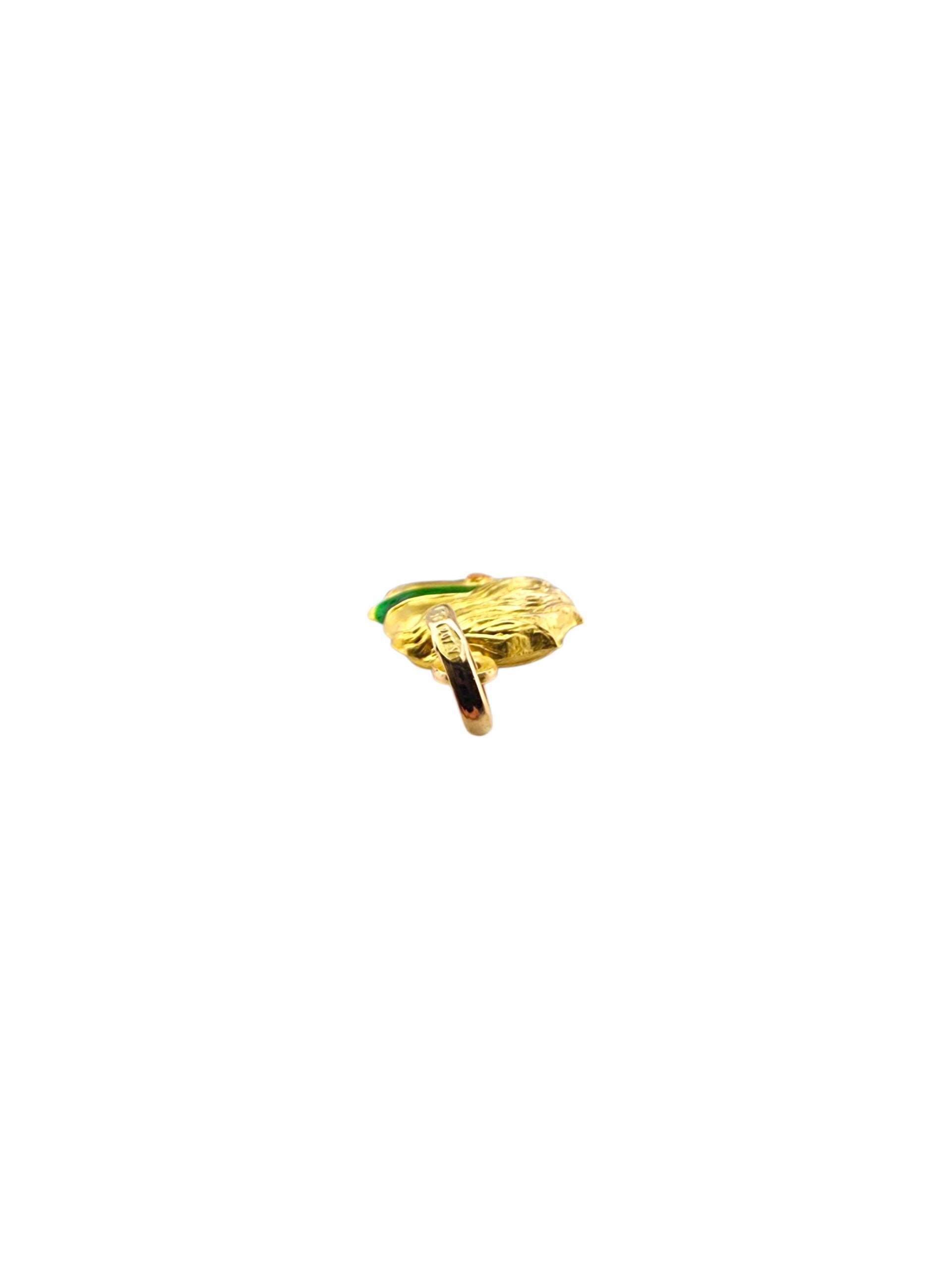 Pendentif Justice aveugle en or jaune 18 carats et émail #23178 Pour femmes en vente