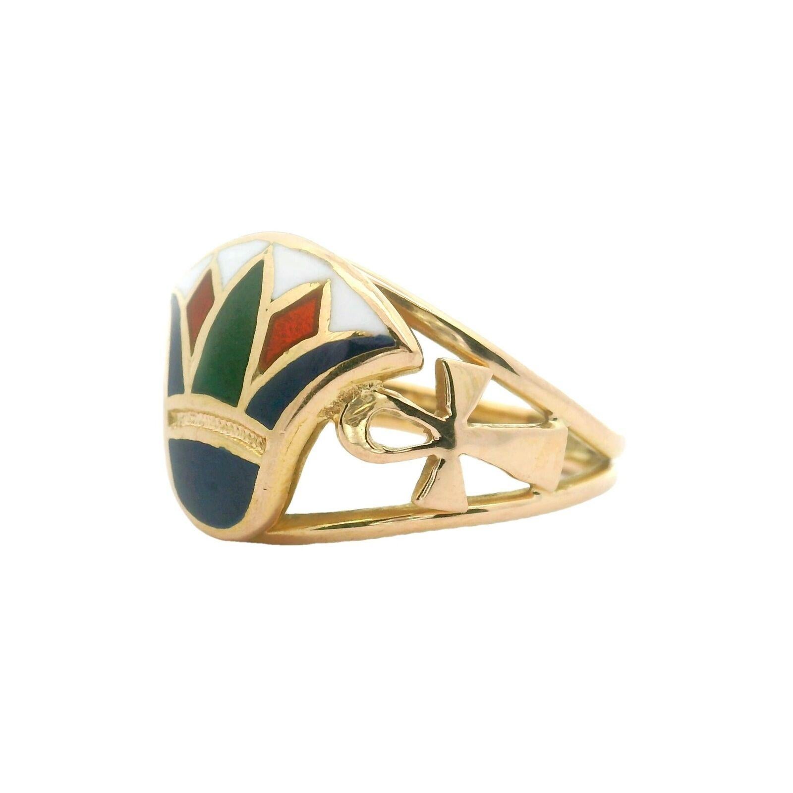 18k Gelbgold und Emaille 5,8g Damen Fancy Ankh Ring Größe 6

Bedingung:  Ausgezeichneter Condit, professionell gereinigt und poliert
Metall:  18k Gold (Professionell getestet)
Gewicht:  5.8g
Breite:  14 mm auf der Vorderseite, 3 mm auf der
