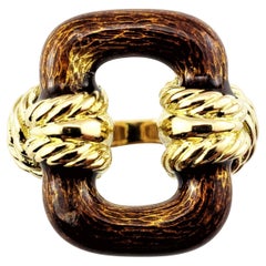 18 Karat Yellow Gold and Enamel Ring