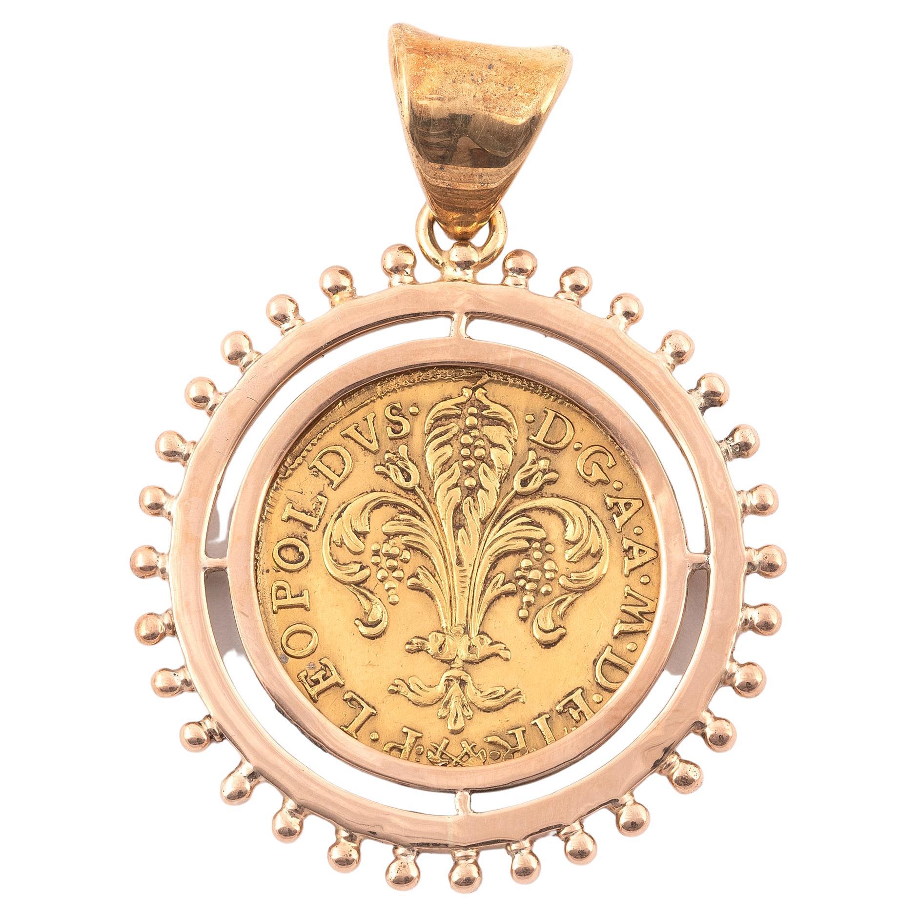 Collier pendentif en or jaune 18 carats et pièce de monnaie Fiorino de 1799  Excellent état - En vente à Firenze, IT