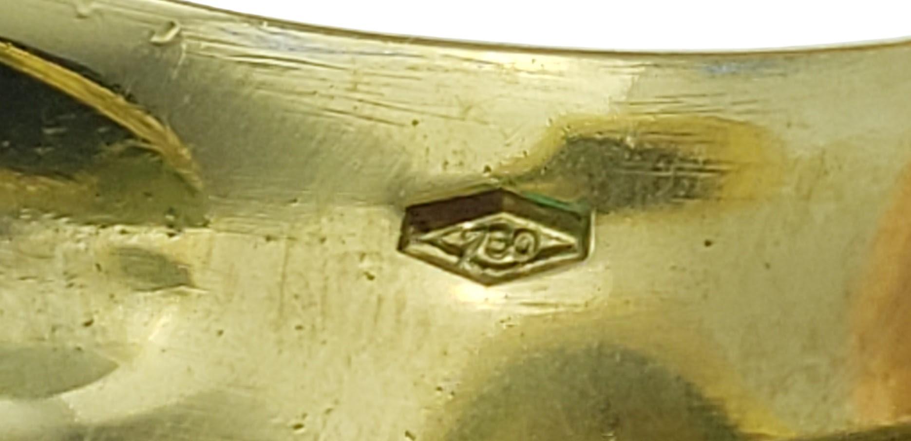18 Karat Yellow Gold and Green Onyx Ring Size 6.5 #20933 For Sale 2