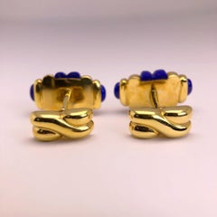 Boutons de manchette en forme de tonneau en or jaune 18 carats et lapis-lazuli