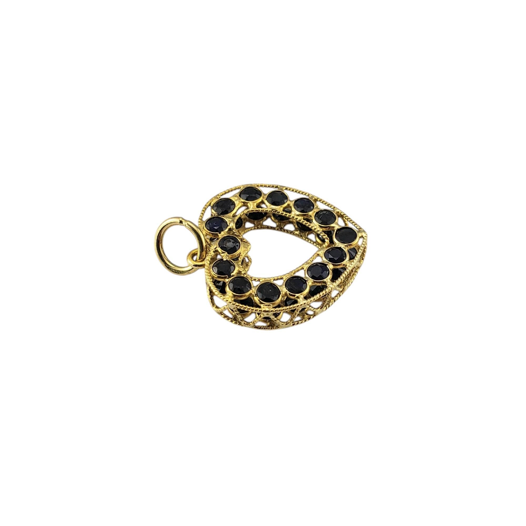 Round Cut 18 Karat Yellow Gold and Natural Blue Sapphire Heart Pendant #20255 For Sale