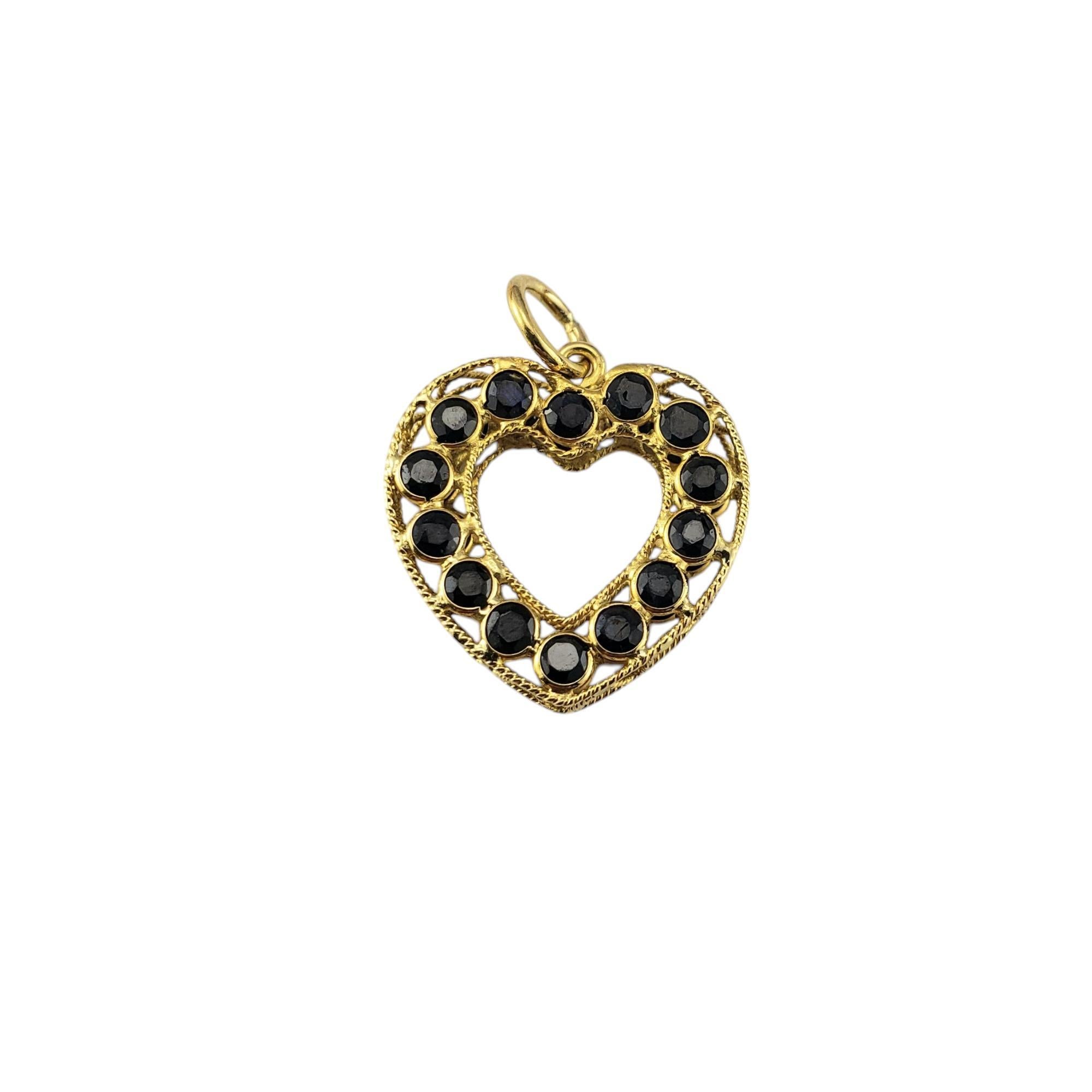 18 Karat Yellow Gold and Natural Blue Sapphire Heart Pendant #20255 In Good Condition For Sale In Washington Depot, CT