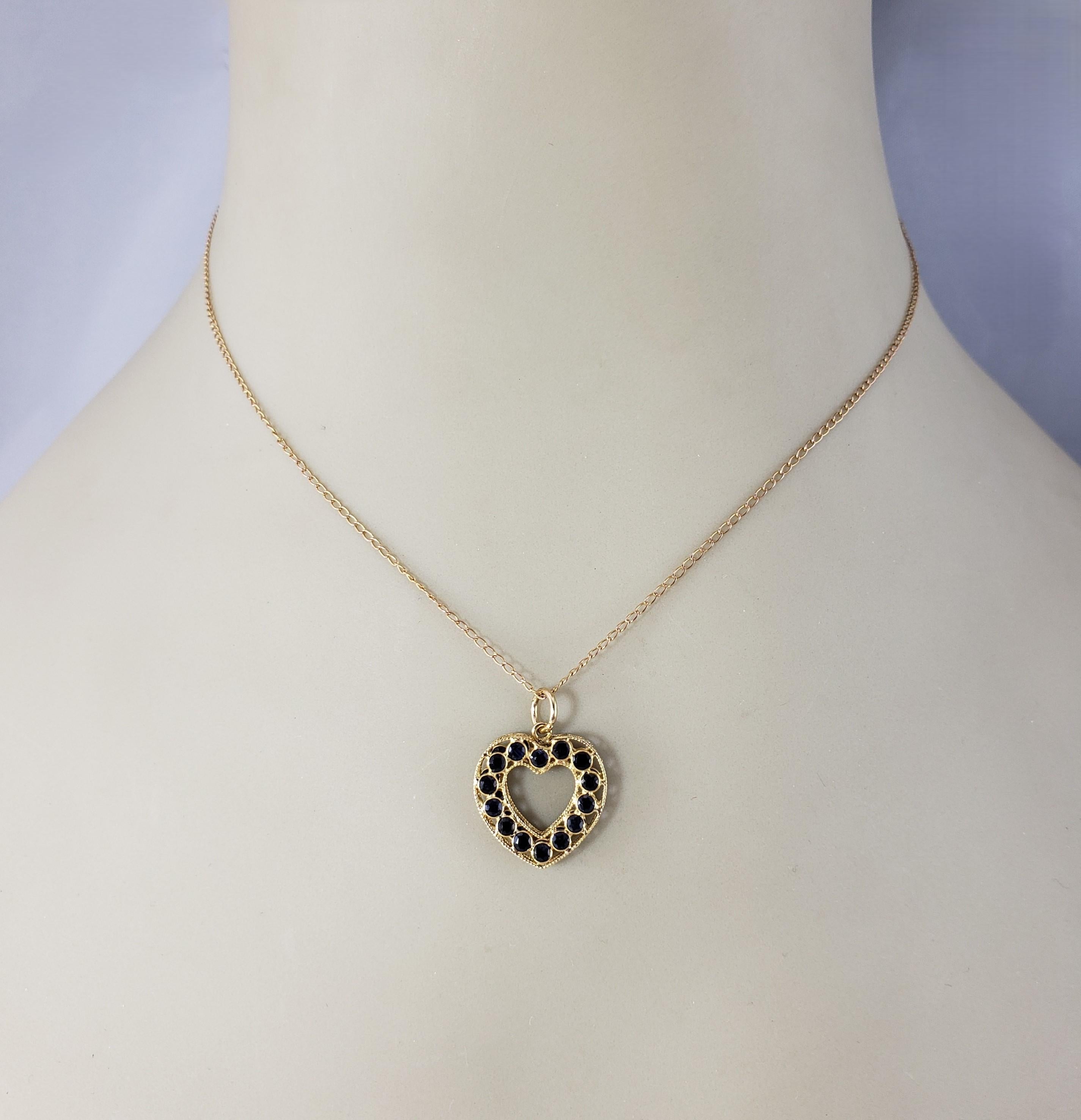 18 Karat Yellow Gold and Natural Blue Sapphire Heart Pendant #20255 For Sale 2