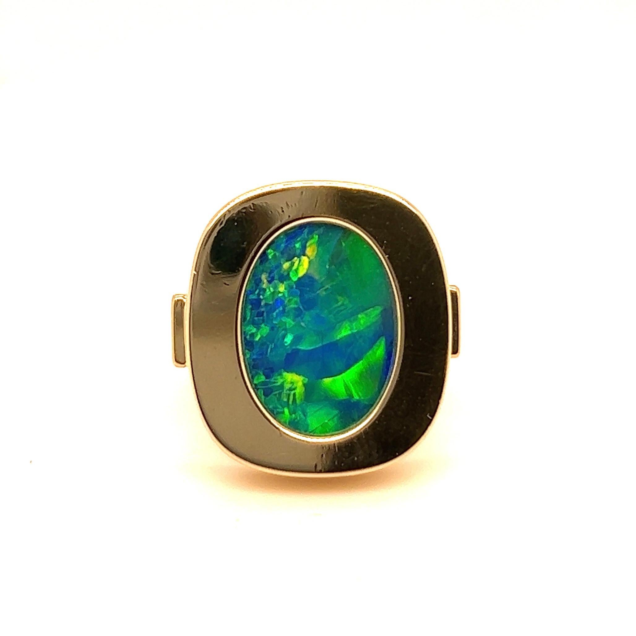 Modernist 18 Karat Yellow Gold and Opal Cocktail Ring, 1970s