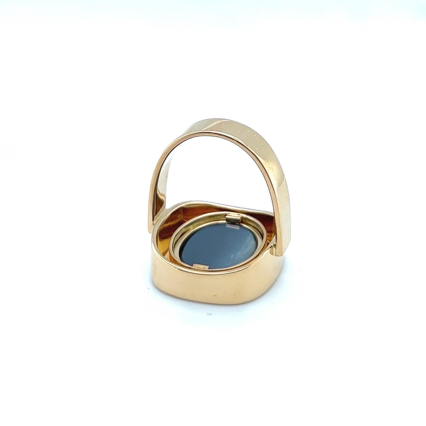 18 Karat Yellow Gold and Opal Cocktail Ring, 1970s 1