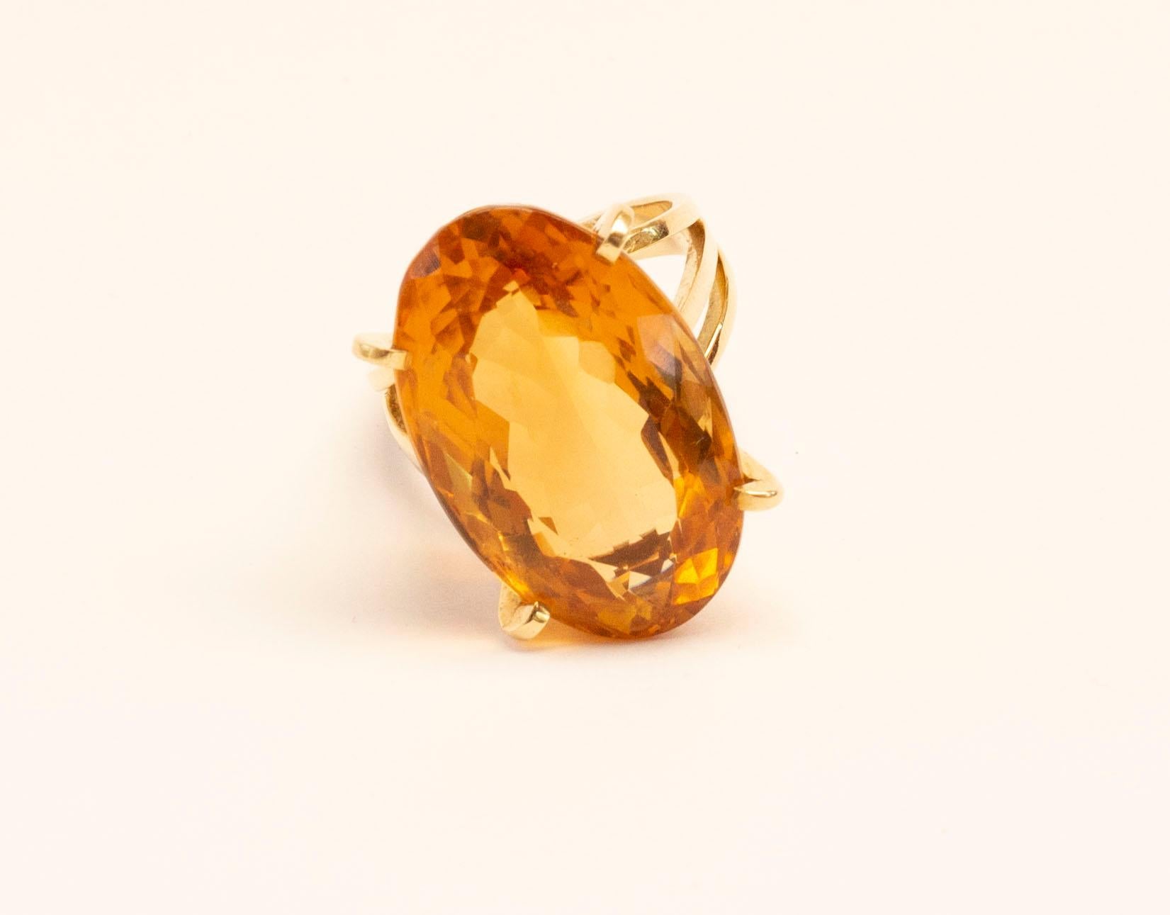 Oval Cut 18 Karat Yellow Gold and Oval Brilliant Cut Citrine Cocktail Ring  For Sale