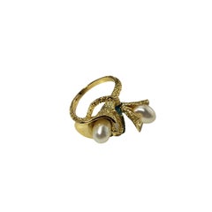 18 Karat Yellow Gold and Pearl Calla Lily Ring