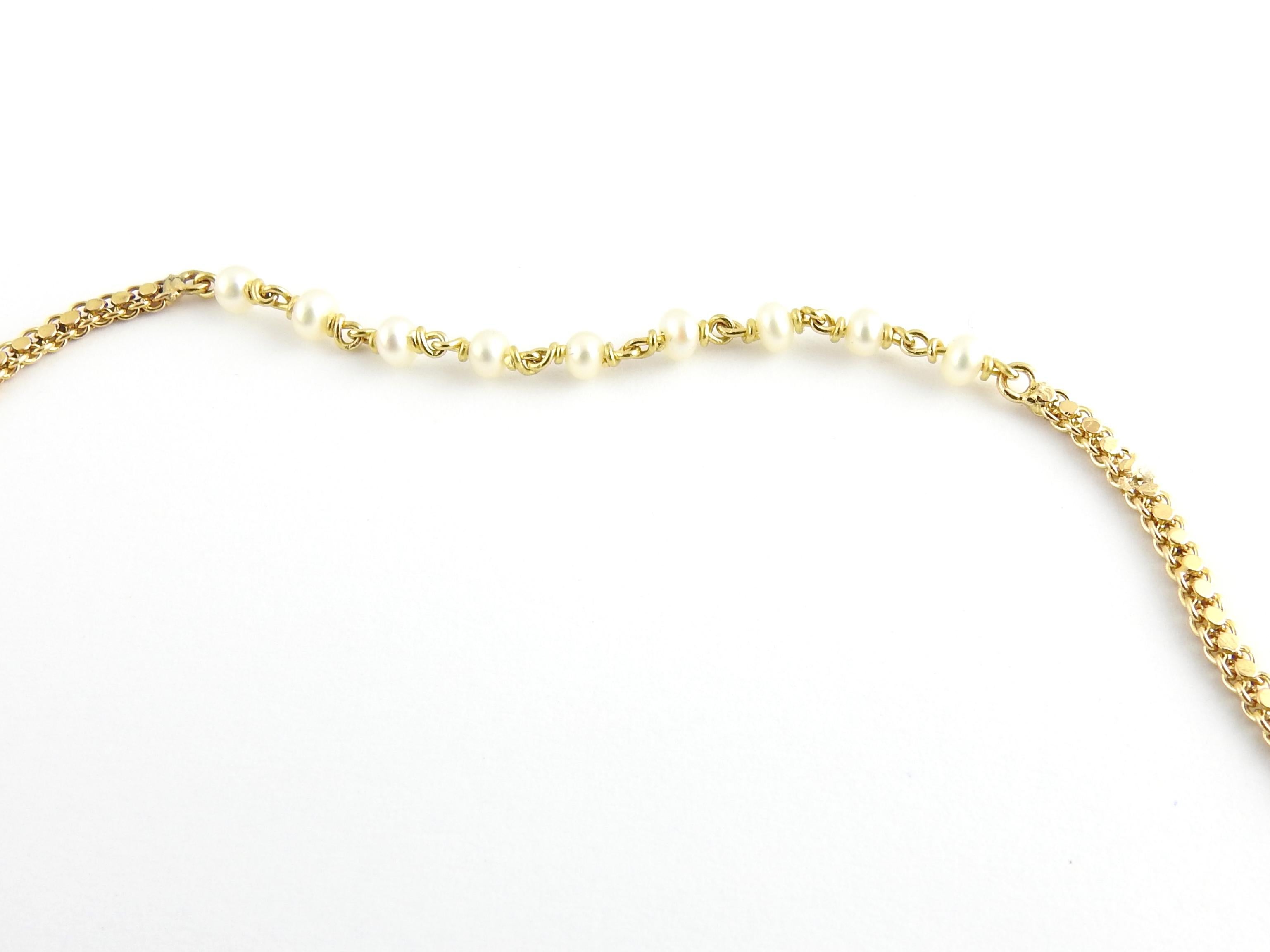 Round Cut 18 Karat Yellow Gold and Pearl Necklace For Sale