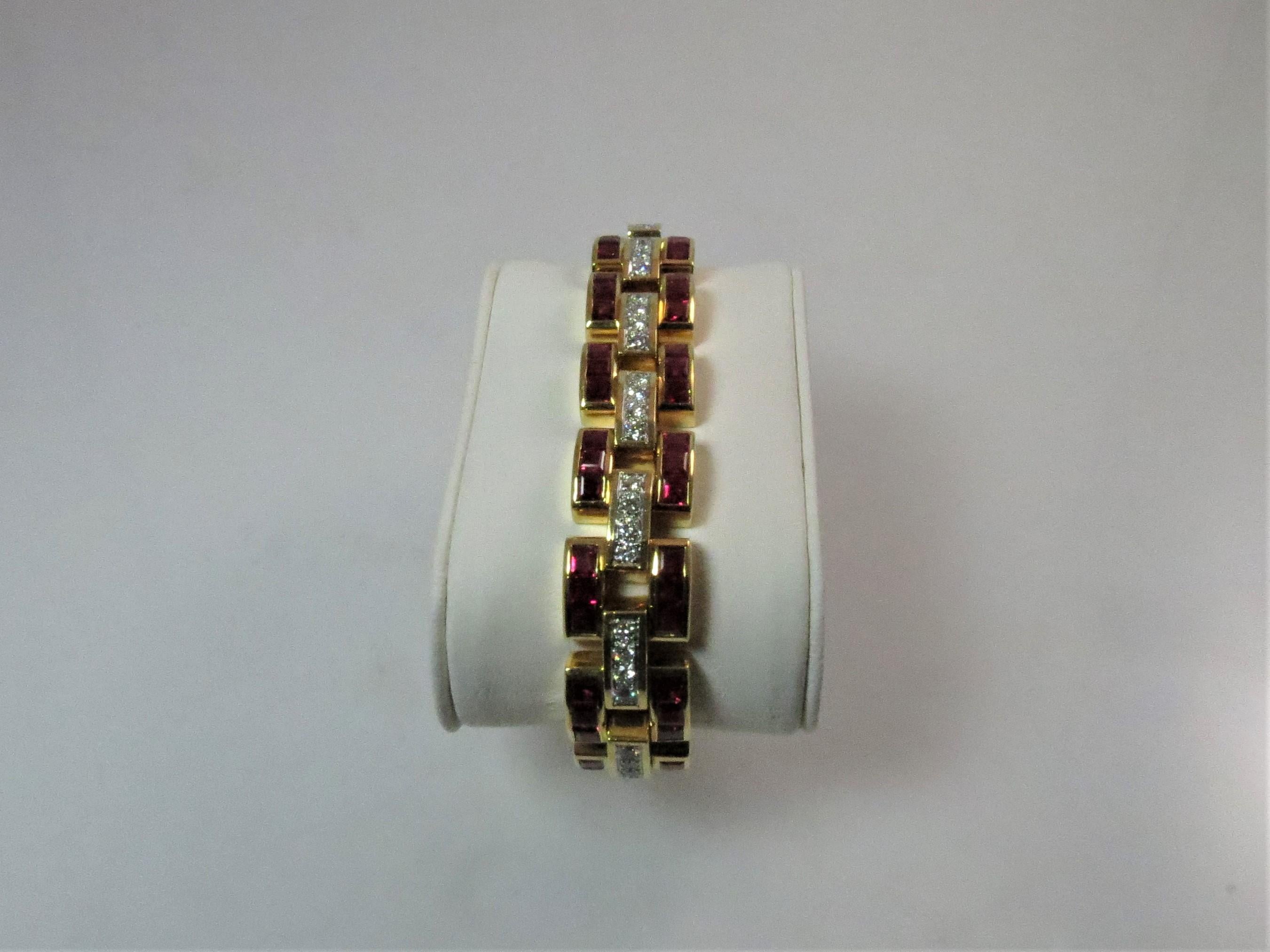 18 Karat Yellow Gold and Platinum Diamond and Ruby Bracelet In Excellent Condition In Chicago, IL