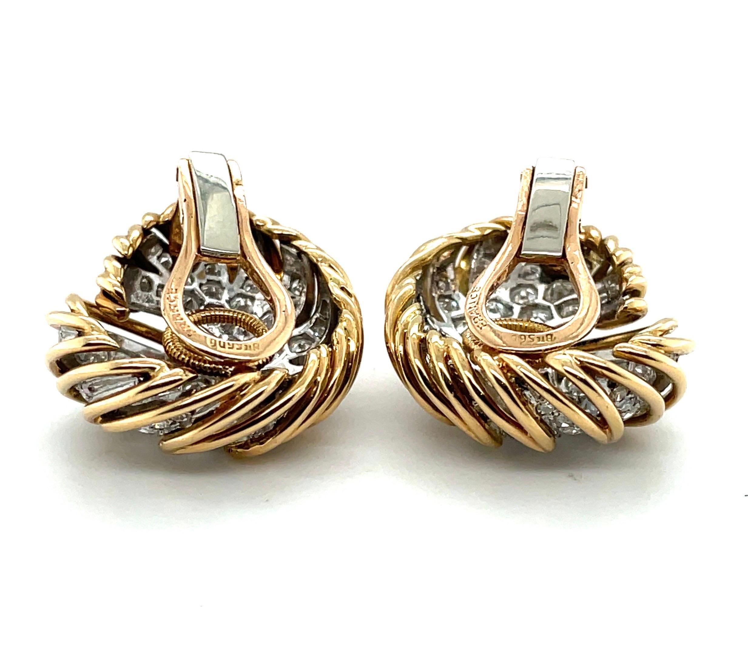 Brilliant Cut 18 Karat Yellow Gold and Platinum Diamond Earclips, France, circa 1950s For Sale