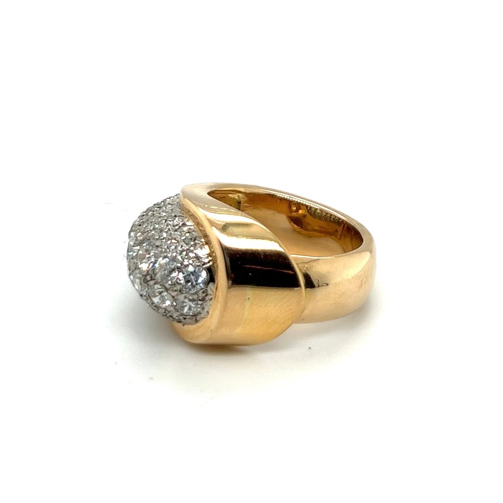 Women's or Men's 18 Karat Yellow Gold and Platinum Diamond Retro Dress Ring, 1940s For Sale
