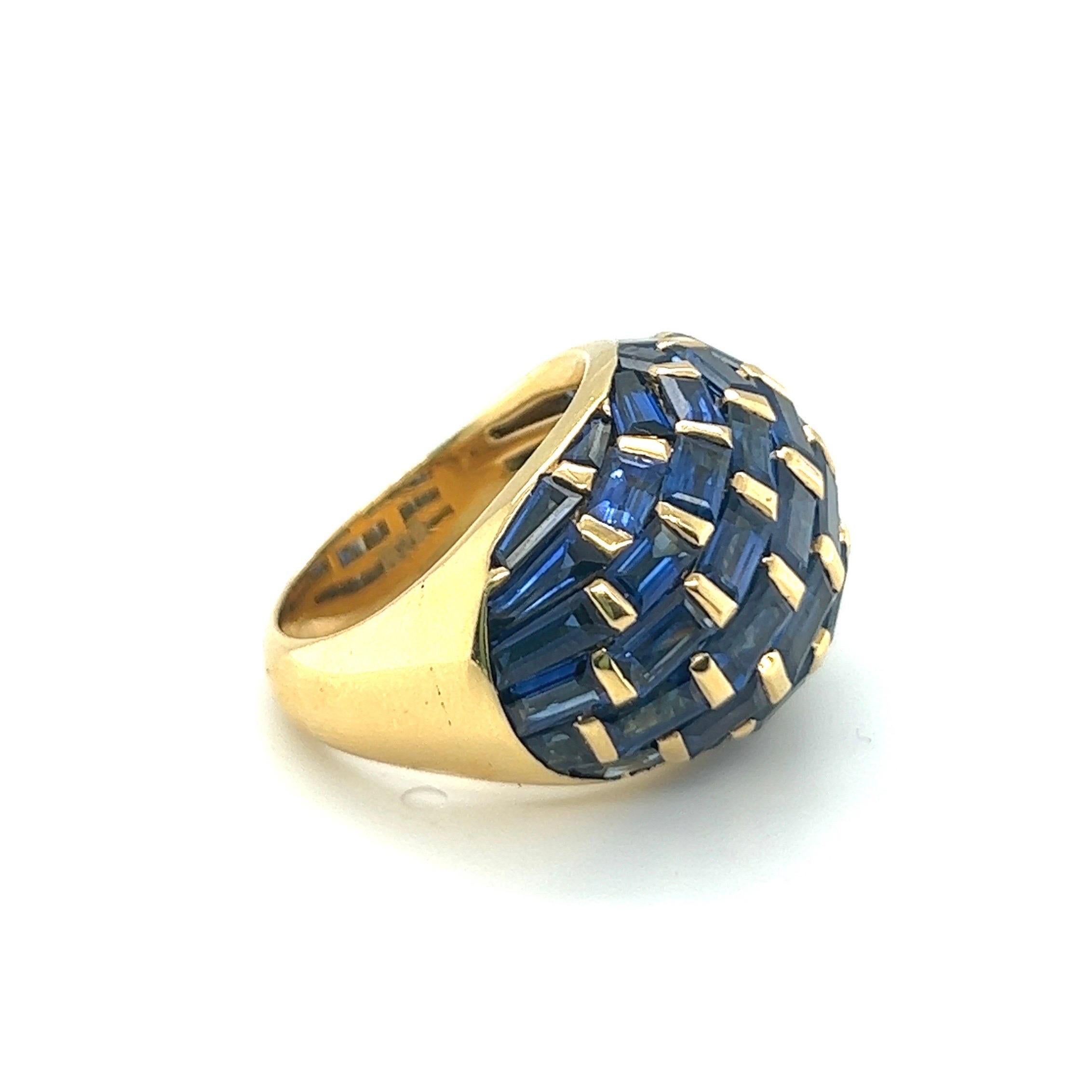 Baguette Cut 18 Karat Yellow Gold and Sapphire Cocktail Ring, circa 1970s For Sale