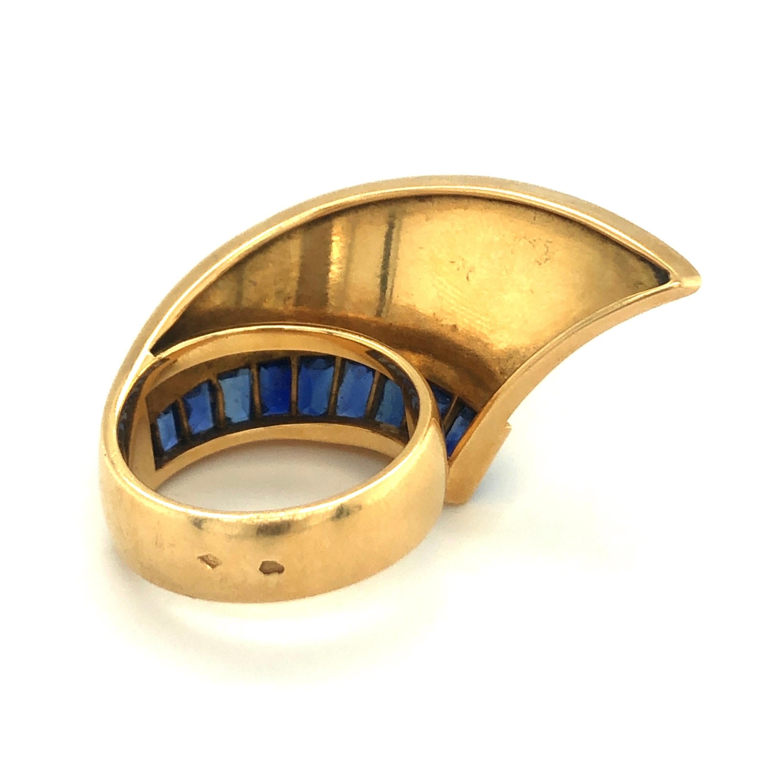 18 Karat Yellow Gold and Sapphire French Retro Ring, 1940s For Sale 1