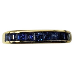 18 Karat Yellow Gold and Natural Sapphire Ring