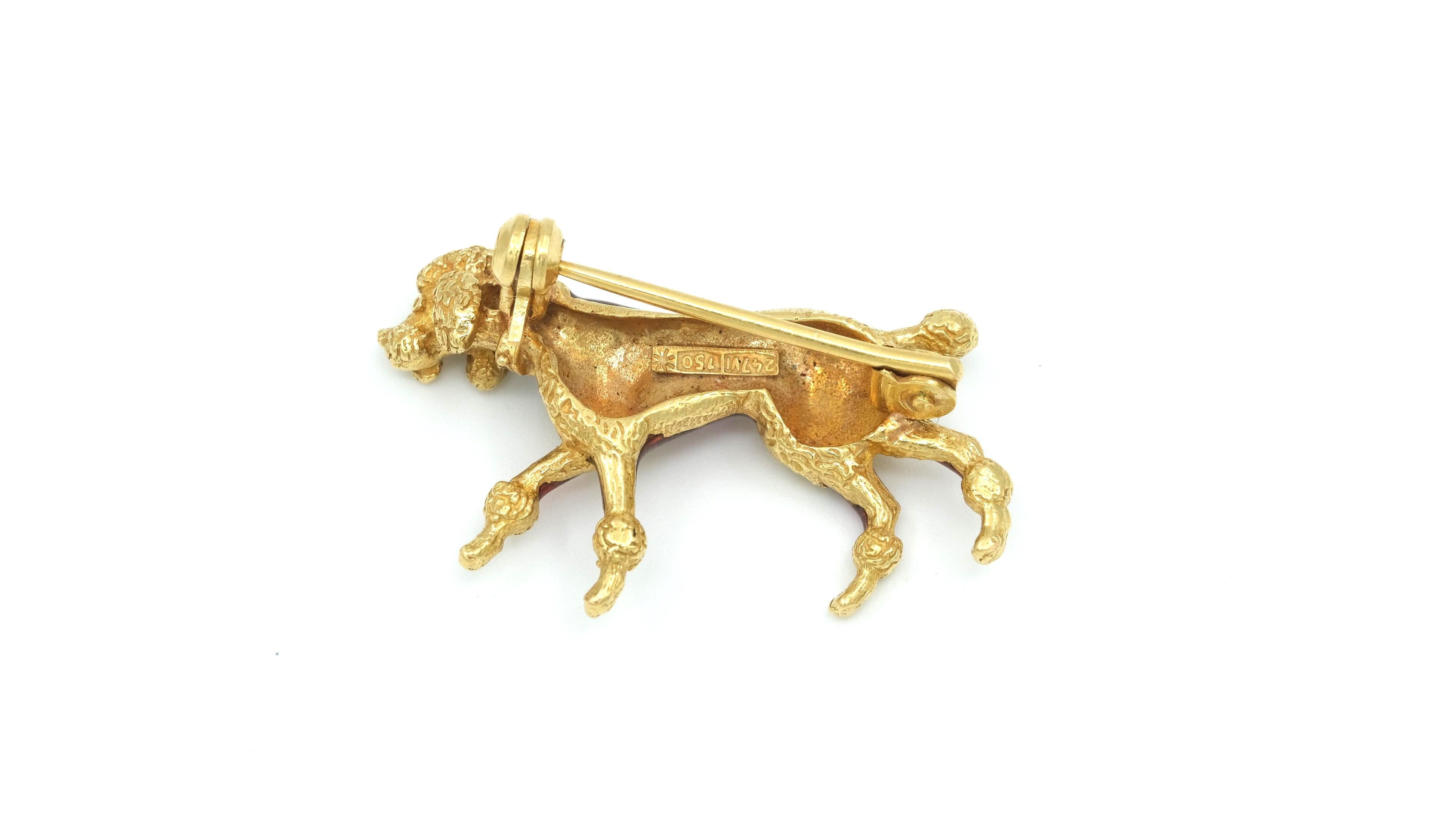 18 Karat Yellow Gold and Translucent Red Blue Enamel Poodle Brooch For Sale 3