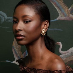 18 Karat Yellow Gold and White Diamonds Earrings