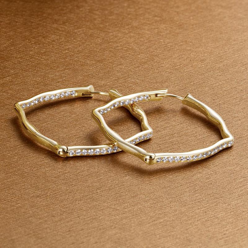 Contemporary 18 Karat Yellow Gold and White Diamonds Large Hoop Earrings For Sale