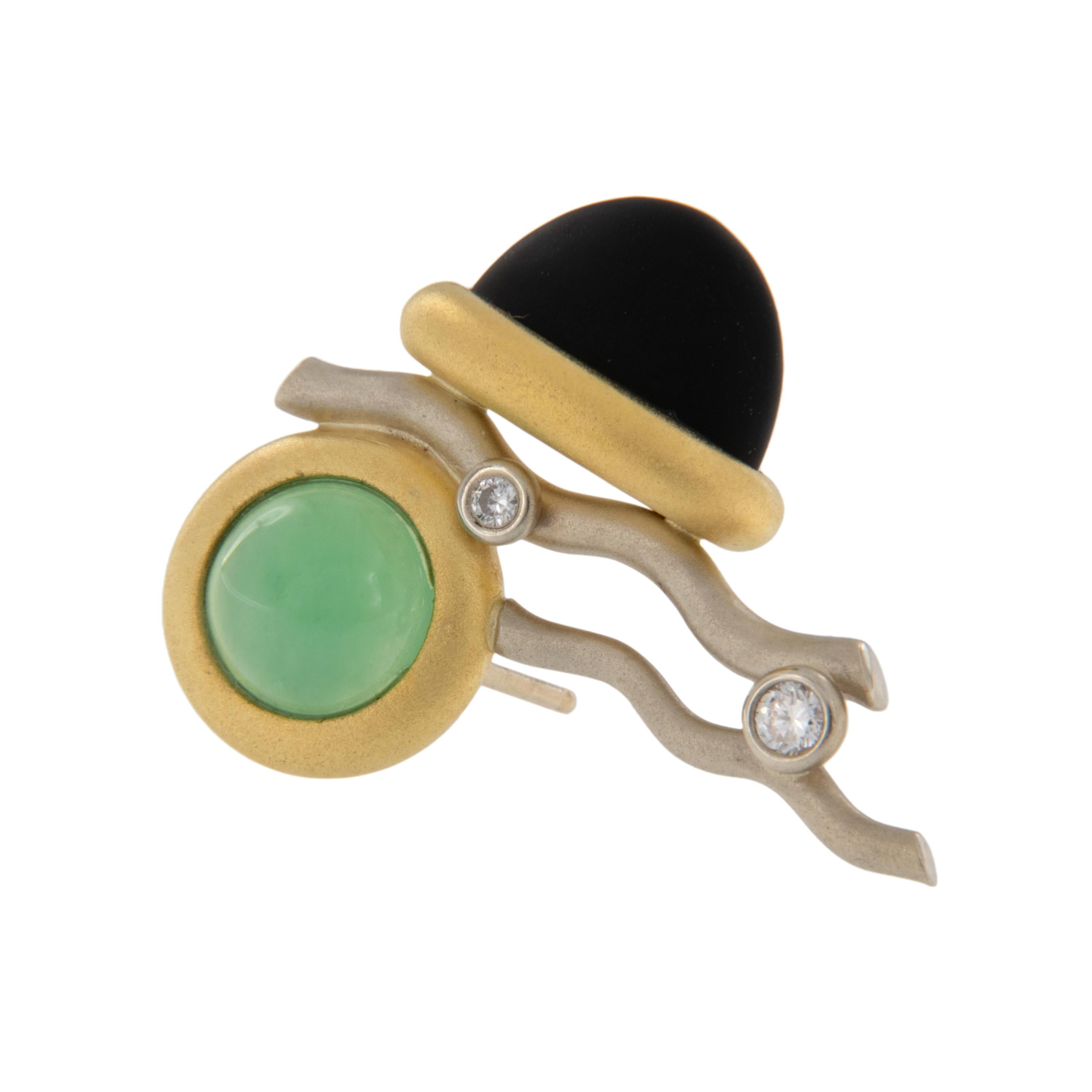 Contemporary 18 Karat Yellow Gold and White Gold Chrysoprase Black Onyx and Diamond Earrings For Sale