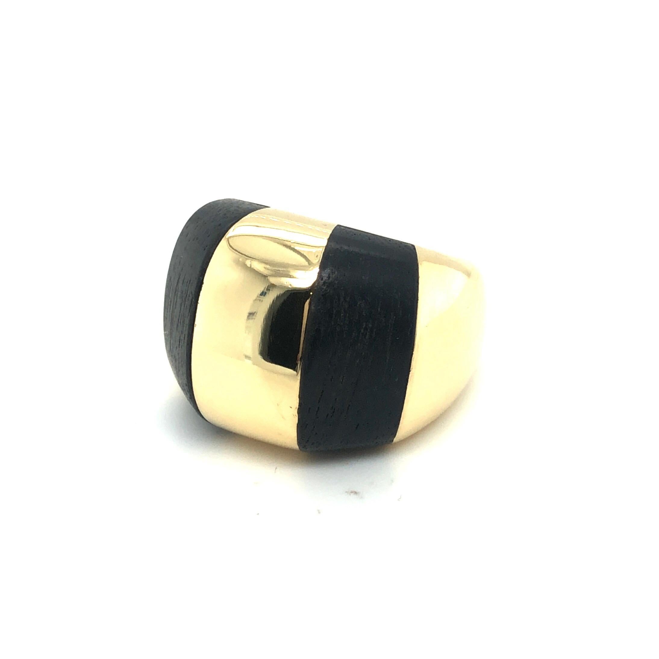 Contemporary 18 Karat Yellow Gold and Wood Cocktail Ring, 1990s