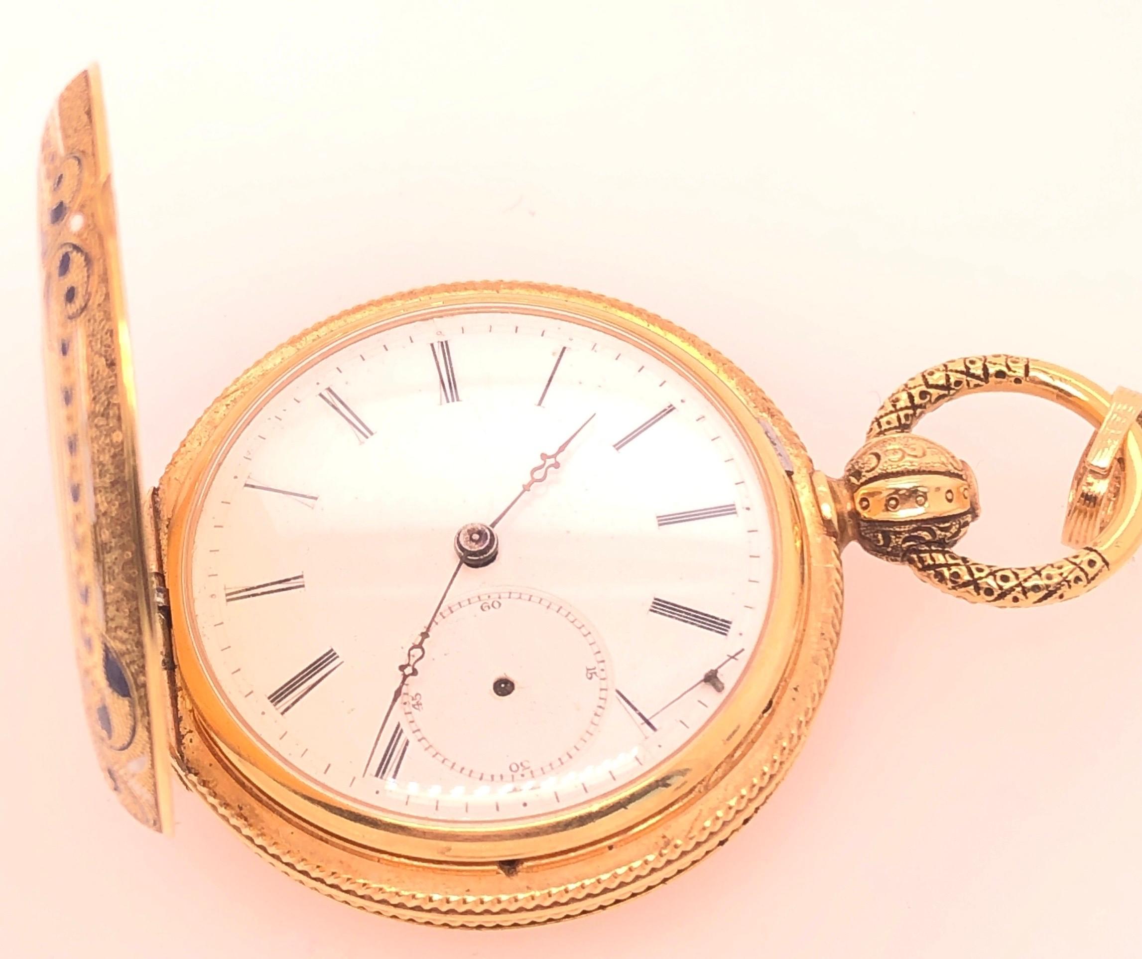 montre de poche ancienne Breguet Paris en or jaune 18 carats avec cadran en porcelaine.
Seconde aiguille manquante Cette montre ne fonctionne pas. 