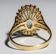 18 Karat Yellow Gold Aquamarine and Diamond Fashion Ring