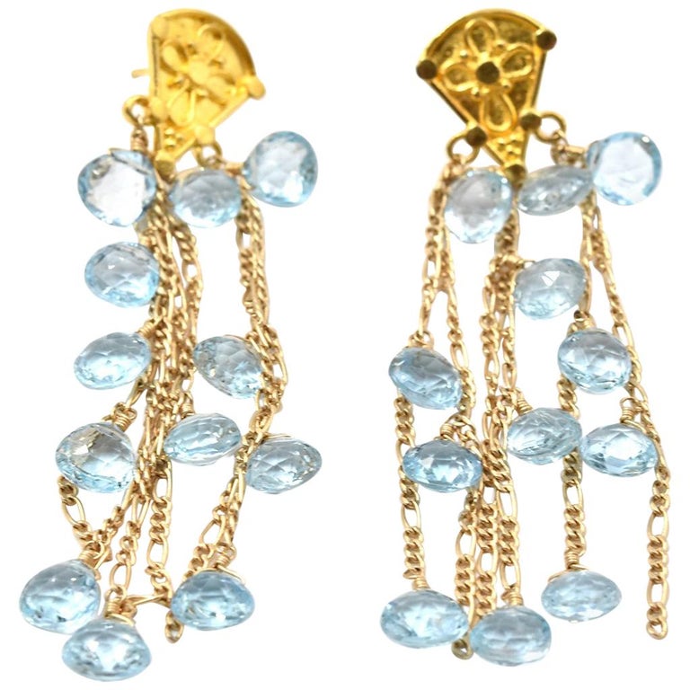 18 Karat Yellow Gold Aquamarine Drop Earrings at 1stDibs
