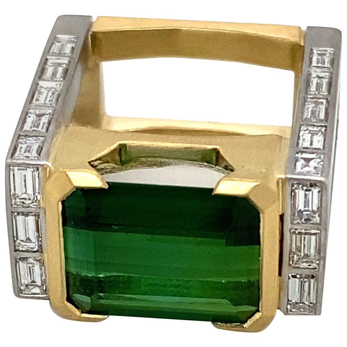 18 Karat Yellow Gold "Arch" Green Tourmaline 6.43 Carat Cocktail Ring For Sale