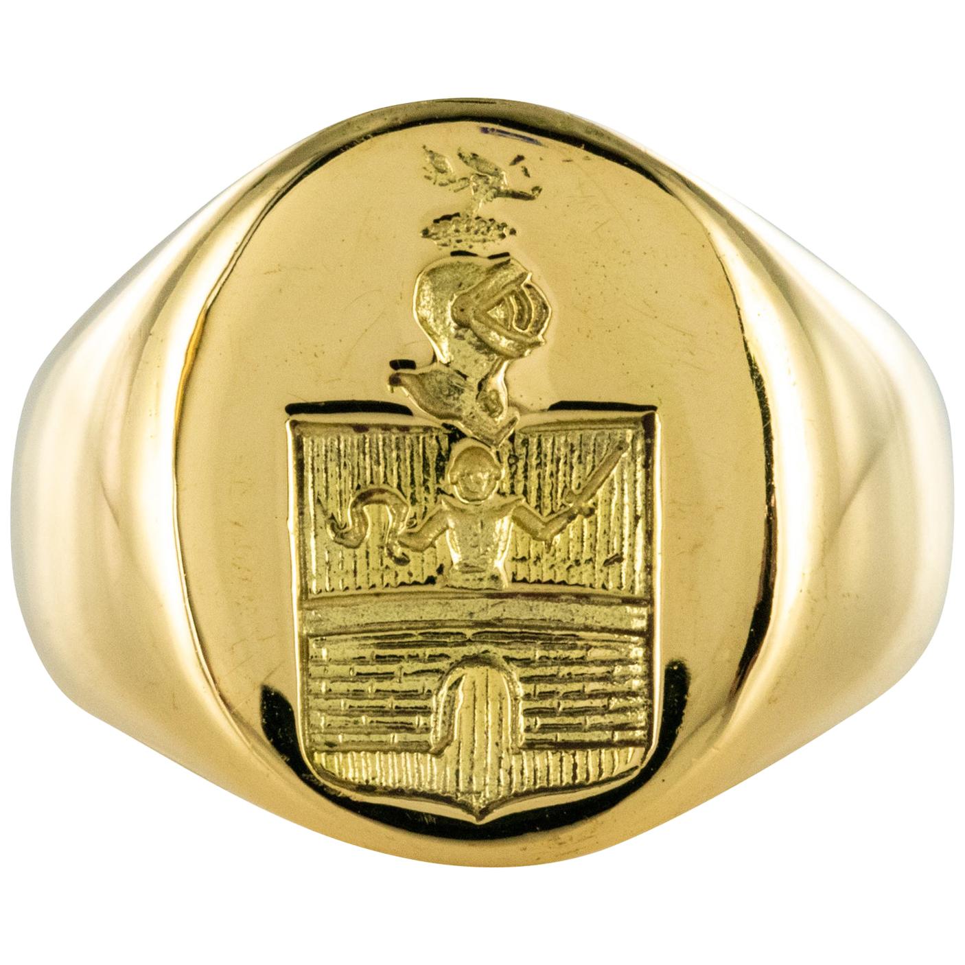 18 Karat Yellow Gold Armorial Bearings Men’s Signet Ring
