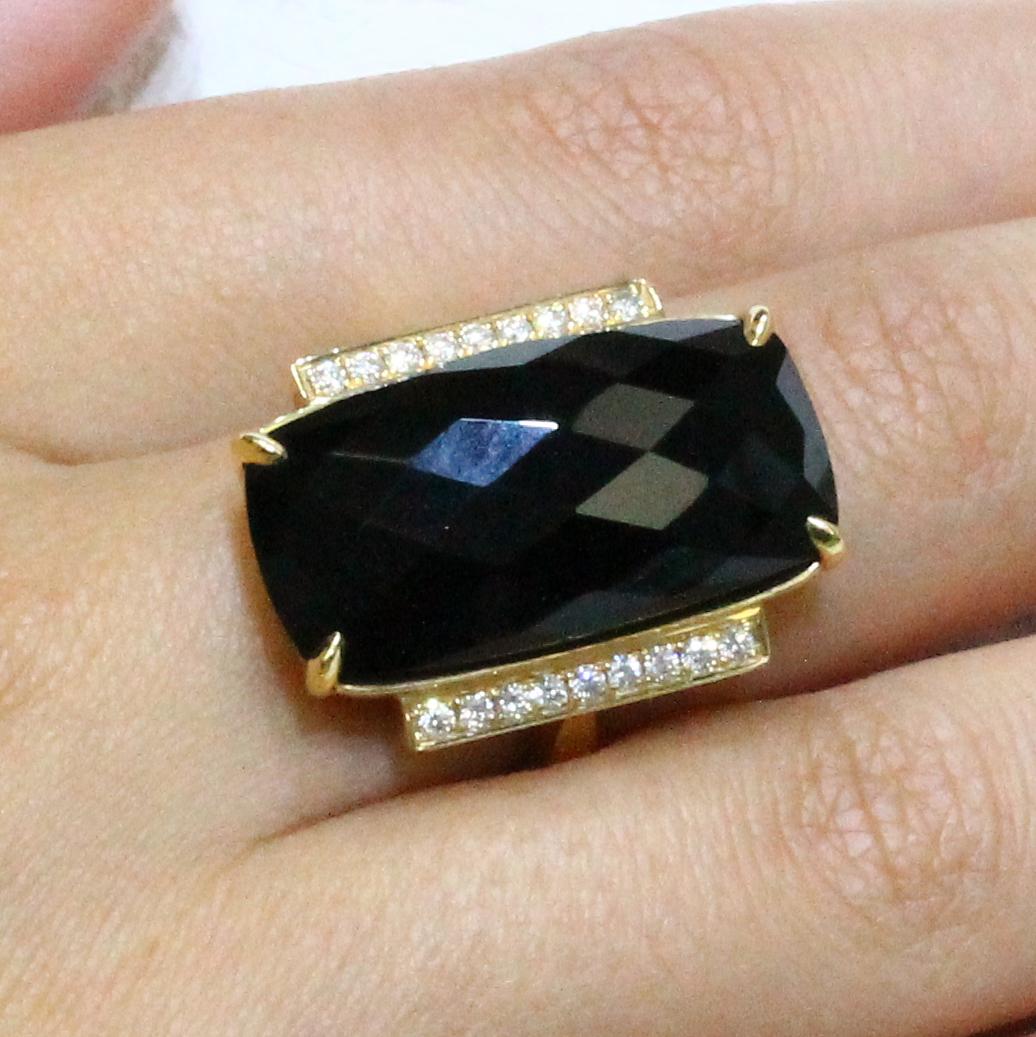 18 Karat Yellow Gold Art Deco Style Cocktail Ring Black Onyx and Diamonds In New Condition For Sale In Great Neck, NY