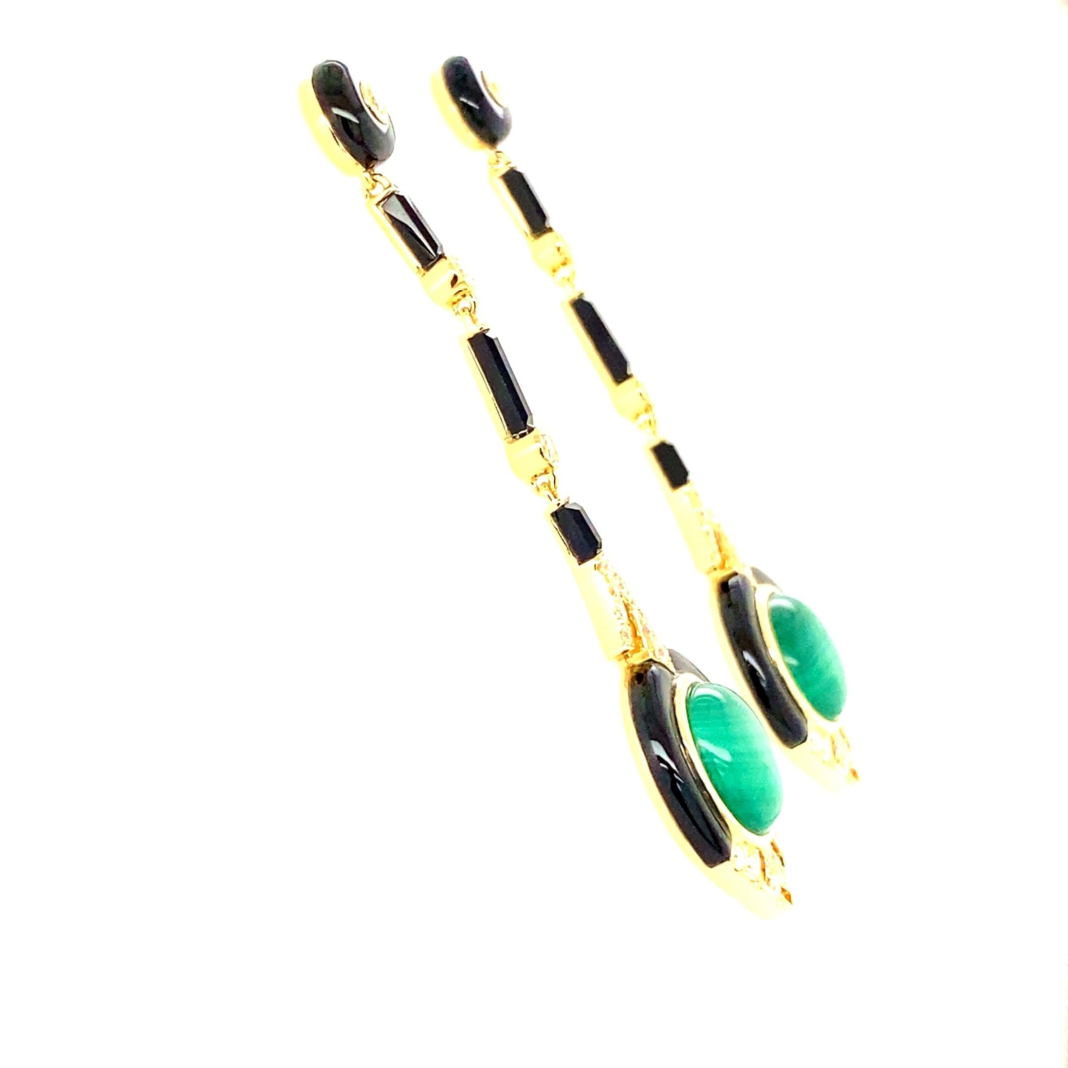 Round Cut  Art Deco Style Malachite and Black Onyx Earrings Diamonds 18 KT Yellow Gold