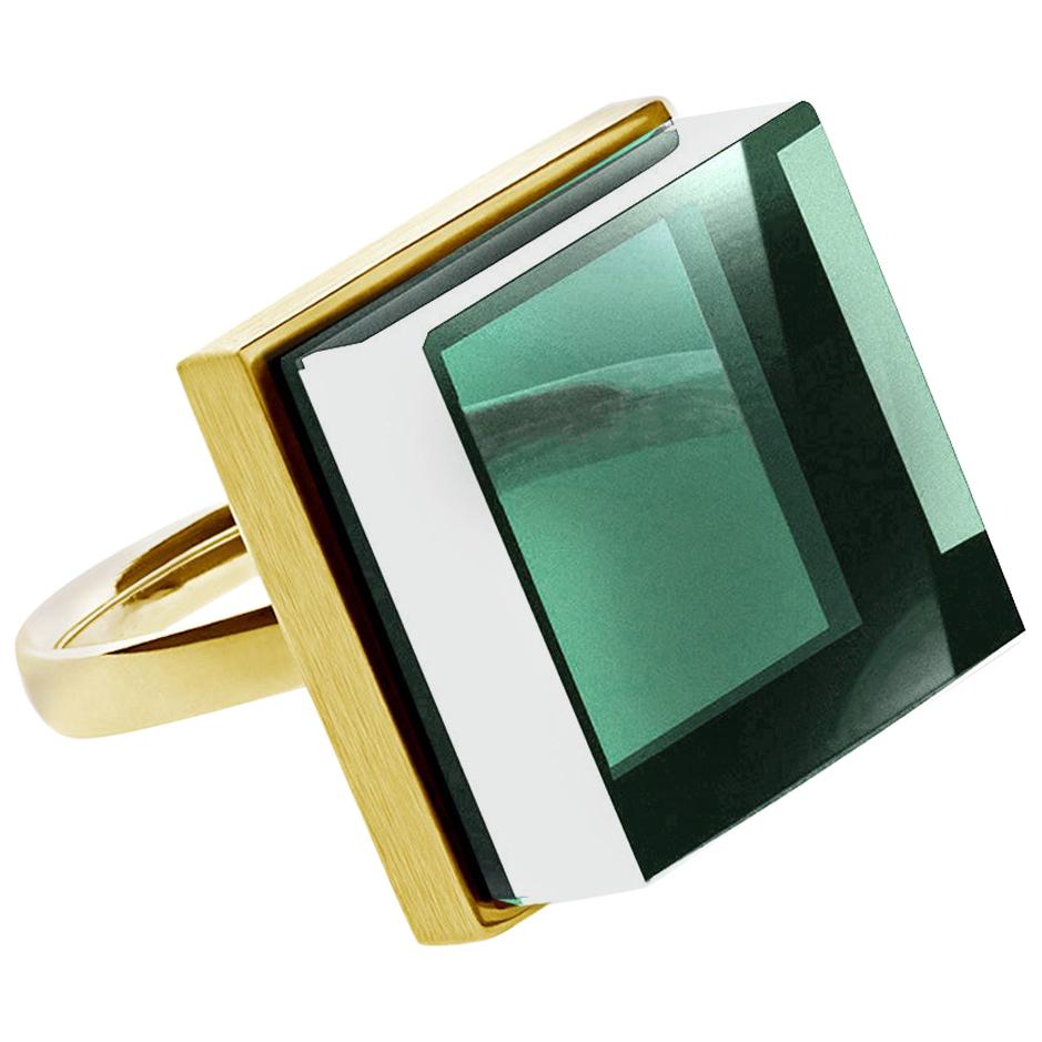 Eighteen Karat Yellow Gold Art Deco Style Ring with Green Quartz For Sale