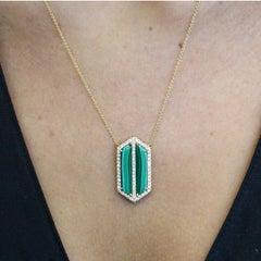 18 Karat Gold Art Deco Style Necklace with Cabochon Malachite and Diamonds