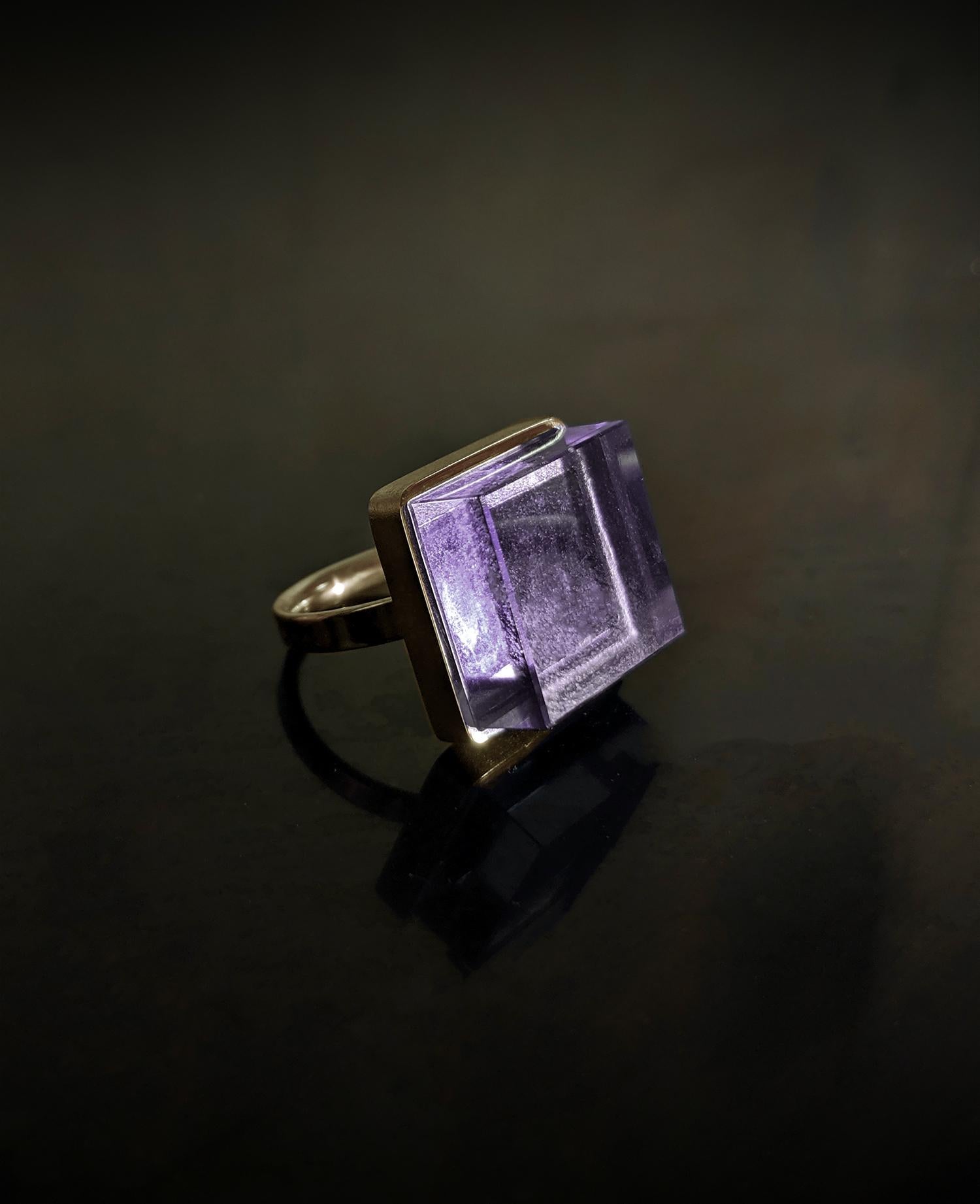 Mixed Cut Featured in Vogue Eighteen Karat Yellow Gold Art Deco Style Ring with Amethyst For Sale