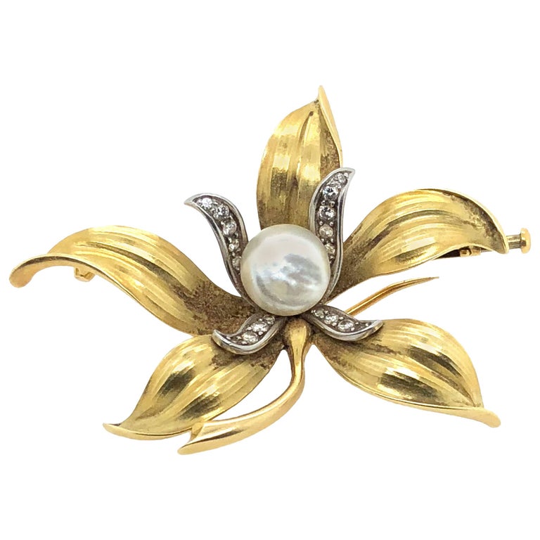 18 Karat Yellow Gold Art Nouveau Diamond and Pearl Set Flower Brooch ...