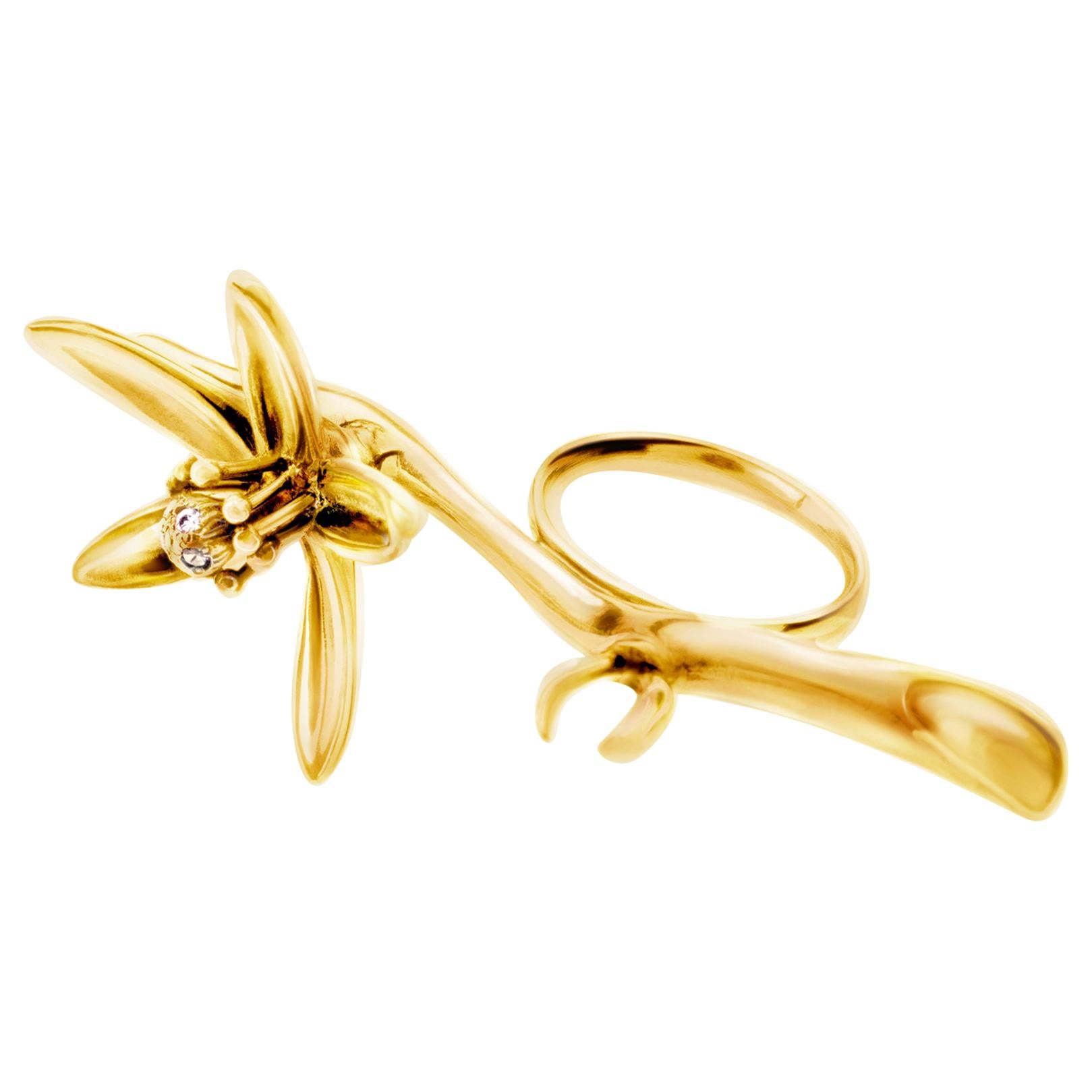 18 Karat Yellow Gold Art Nouveau Orange Flower Cocktail Ring with Diamonds For Sale