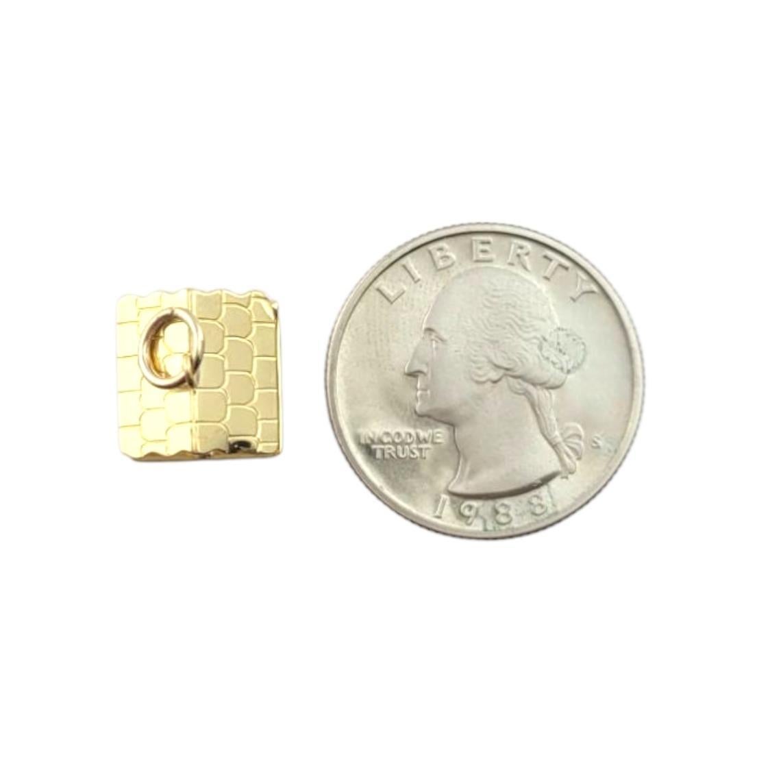 Charm en or jaune 18 carats avec maison articulée #21513 en vente 5