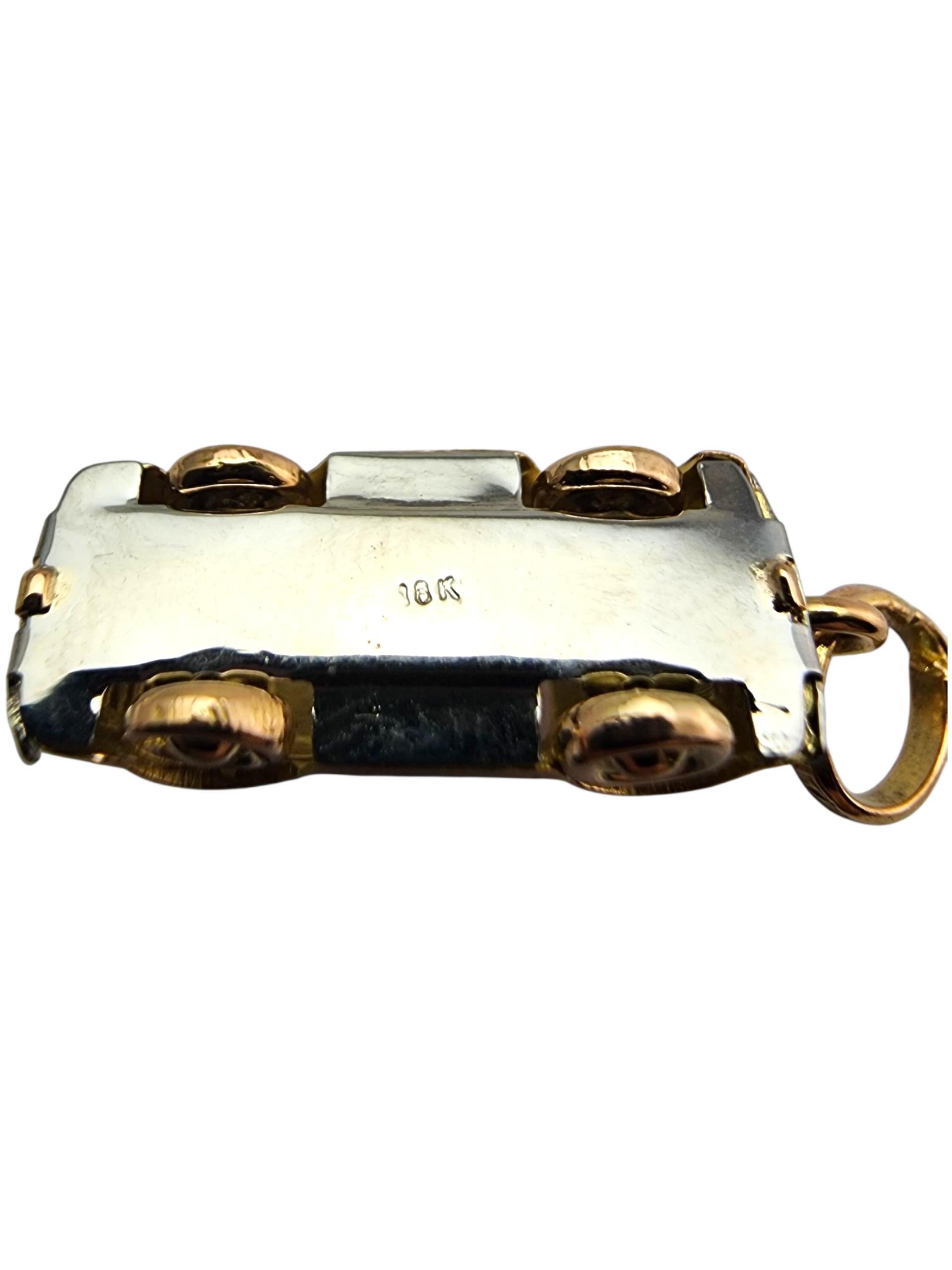 Donna Charm per auto d'epoca articolato in oro giallo 18 carati #23687 in vendita