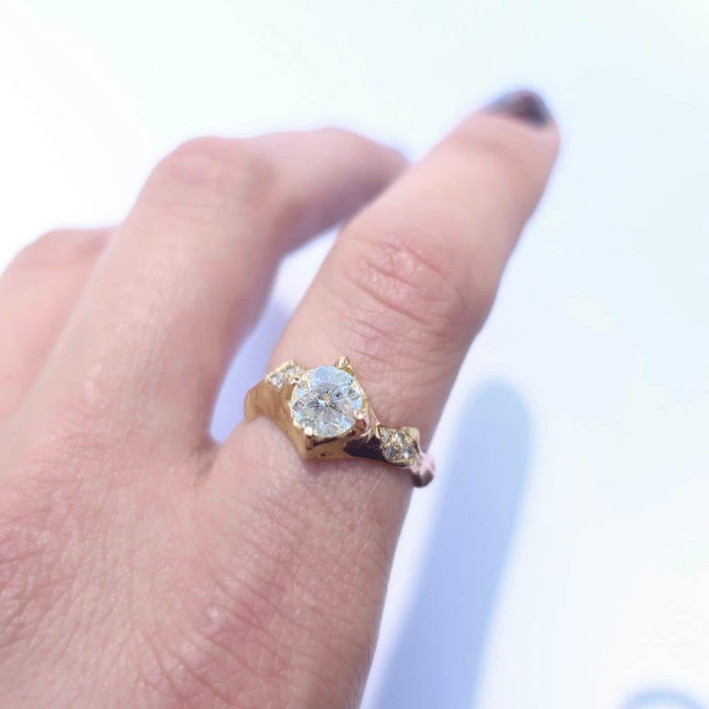 Artist 18 Karat Yellow Gold Asymmetrical White Diamond Ring