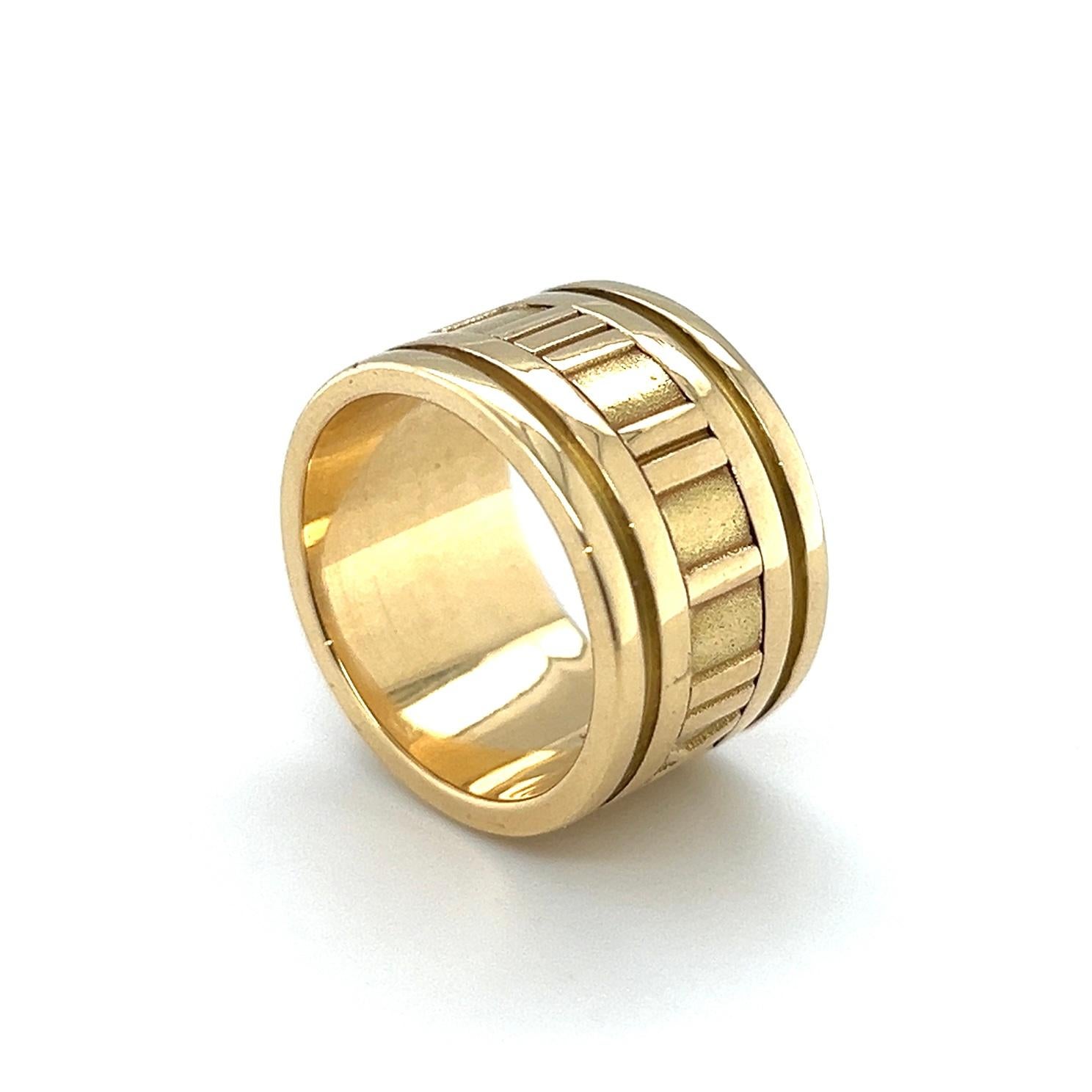 Women's or Men's 18 Karat Yellow Gold Atlas Band Ring by Tiffany & Co, 1995
