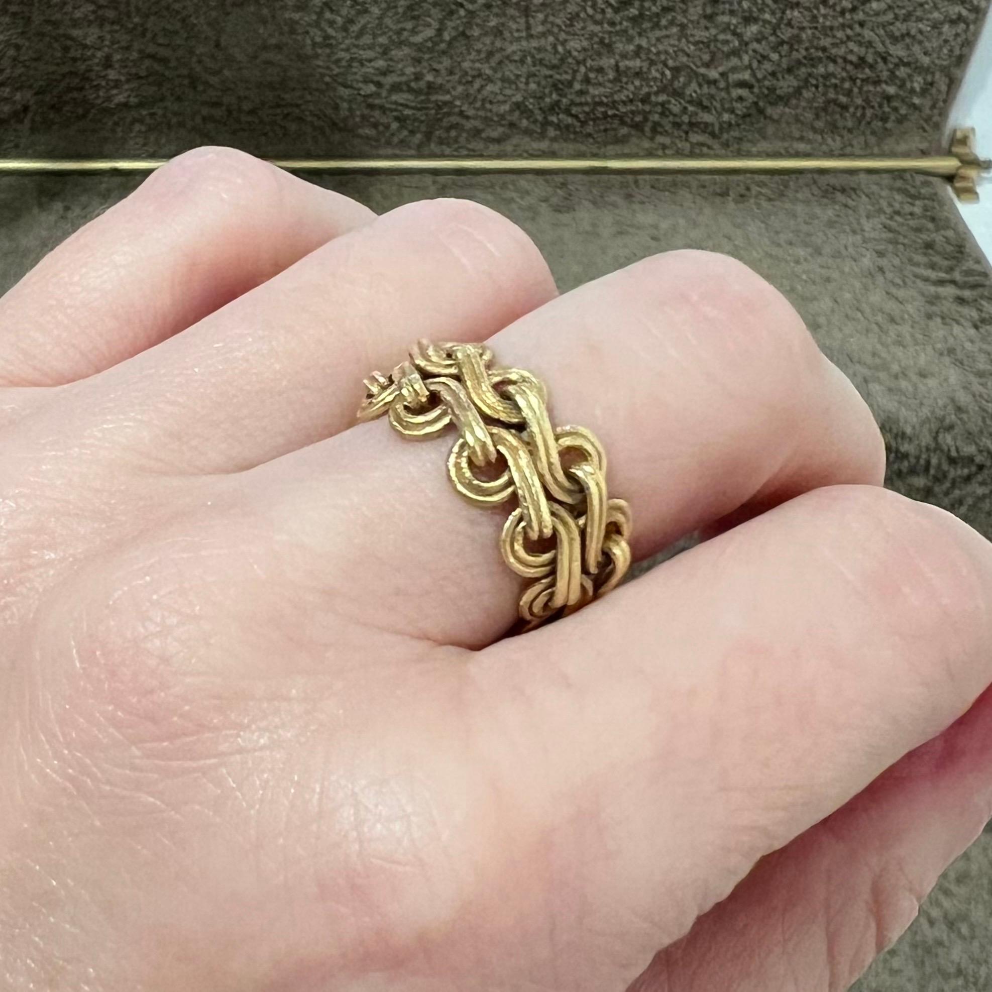 18 Karat Yellow Gold Band Ring by Gianmaria Buccellati, 1960s In Good Condition For Sale In Zurich, CH