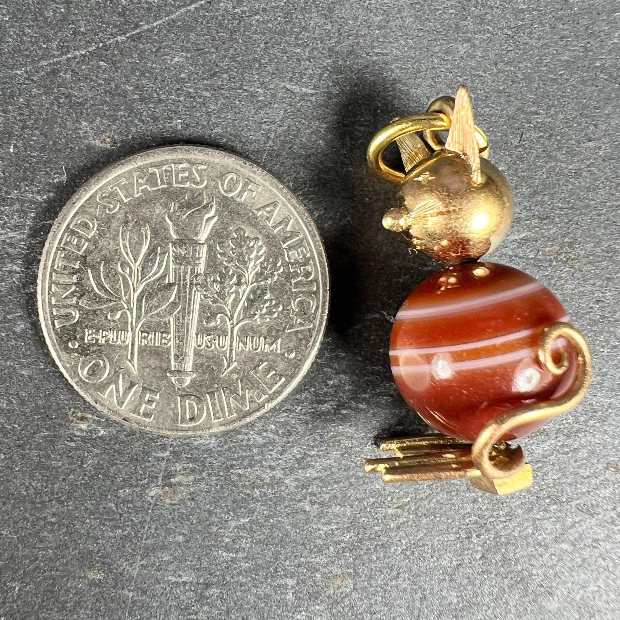 18 Karat Yellow Gold Banded Agate Cat Charm Pendant For Sale 7